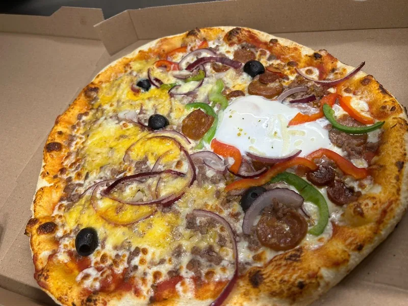 Pizza Fifty's Pizza Hot 41 - 3